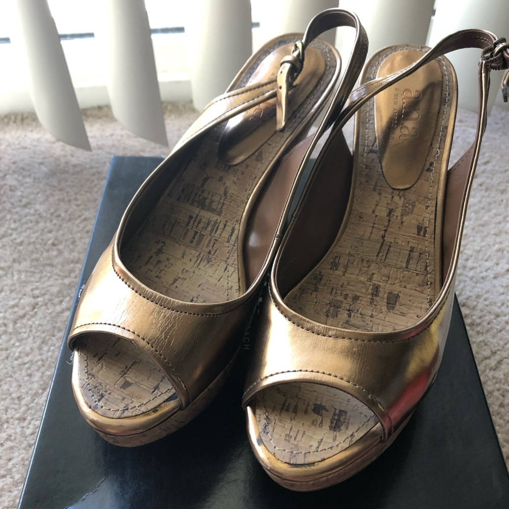 Bronze wedge sandals in Size 8.5
